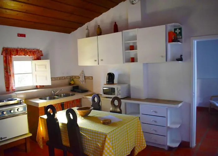 Quinta Do Pinhal * Конштансия